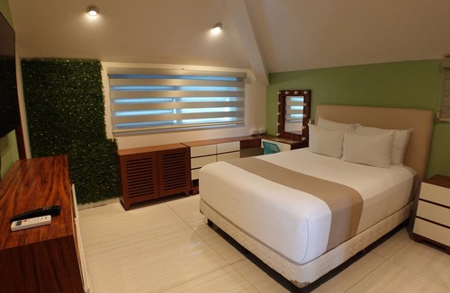 Centro - Supmza 001 Hotel | Bartolome Oceanfront Suites