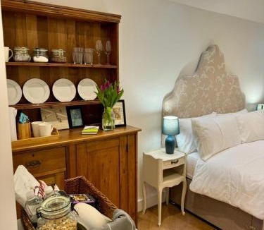 Barton-on-Sea Apartment | Barton Hollow