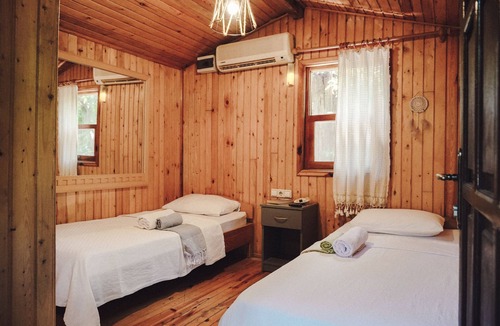 Olympos Hotel | Base Bungalows