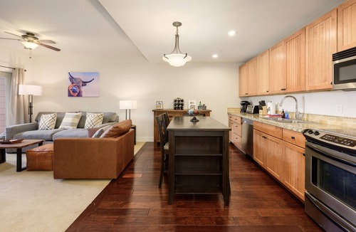 Silvercreek Condo | Base Camp 304 1 Bedroom Condo by RedAwning