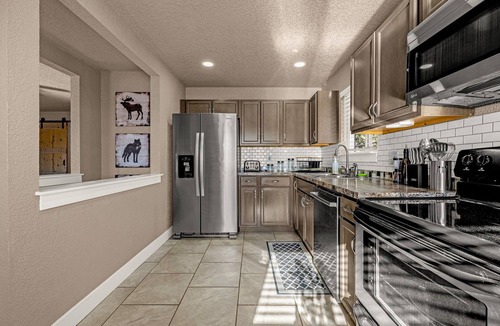 Cheyenne Meadows House | BASE CAMP ESTABLISHED! Hot tub; Theater Room; Cozy Beds