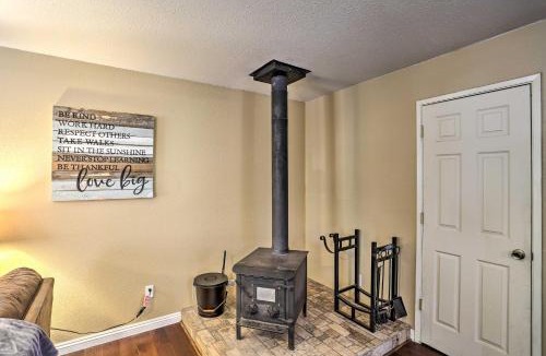 Shingletown House | Base Camp Lassen Home 13 Mi to Volcanic Nat'l Park