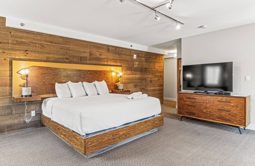 Canmore Hotel | Basecamp Lodge Canmore