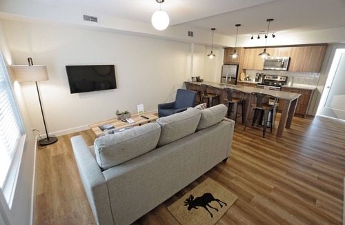 Canmore Apartment | Basecamp Resorts Canmore I One Bedroom Apartment, Dog Friendly
