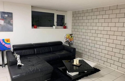 Muttenz Apartment | Basel - 5 mins away - Modern Basement Studio with Kitchen 35m2 in Muttenz