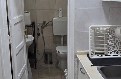 Alto do Pina Condo | Basement apartment studio in Lisbon Portugal, near the center.