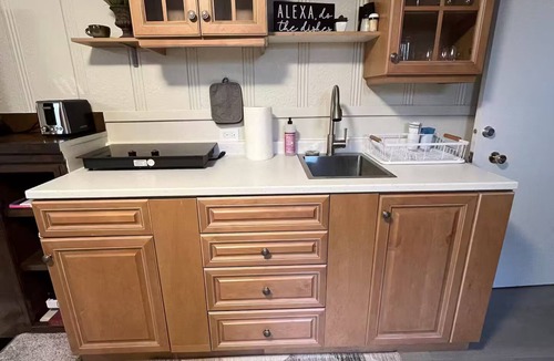 South Lethbridge Apartment | Basement suite & fenced yard