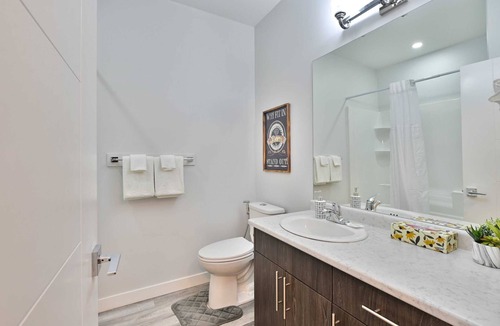 Saskatoon House | Basement Suite in Brighton