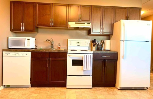 Farmington House | Basement Suite with own Driveway Parking and Private Entrance