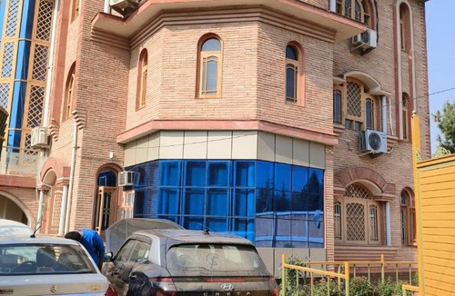 Srinagar House | Bashaw Residency Top Rated In Srinagar Only 6 Kms from Srinagar International Airport And Only 5 Kms From Srinagar Railway Station