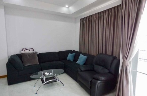 Sri Phum House | Basic Line Home in Chiang mai in the old Town, 4 Bed Rooms, 5 Bath Rooms, Kichen