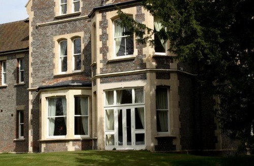 Basingstoke Apartment | Basingstoke Apartments - Sherborne House, City Centre Victorian Apartments