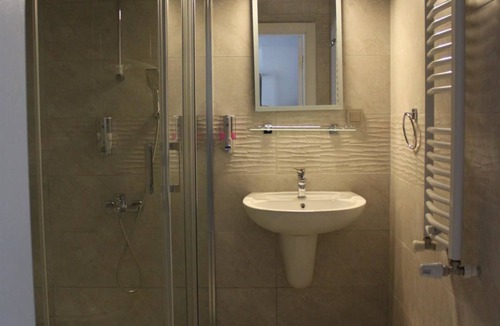 Anıttepe Mahallesi Hotel | Baskent Konukevi