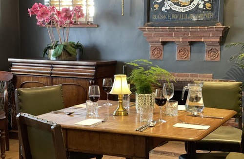 Henley Bed & Breakfast | Baskerville