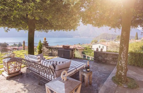 Azzano Villa | BASKING IN SUNSHINE WITH 180° LAKE VIEWS OVERLOOKING THE MAJESTIC MOUNTAINS&COMO