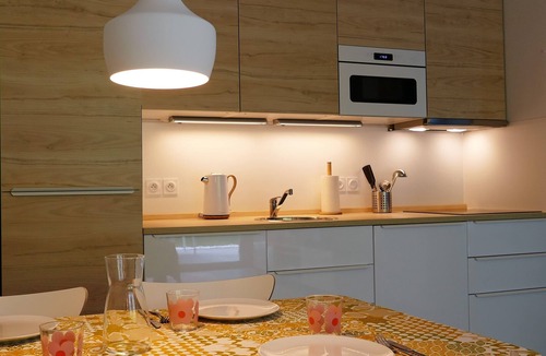 Louhossoa Apartment | BaskoParadis I Design Apt I Bed 160 I Quiet I South Terrace I Garden I Central