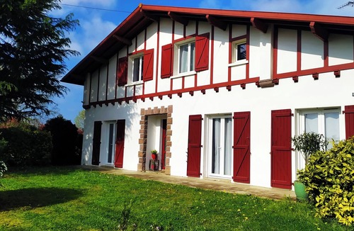 Ustaritz House | Basque family home