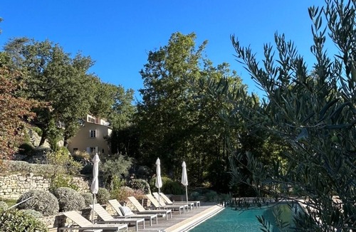 Saint-Martin-de-Castillon Villa | Bastide closed to village, wonderful view on the Grand Lubéron