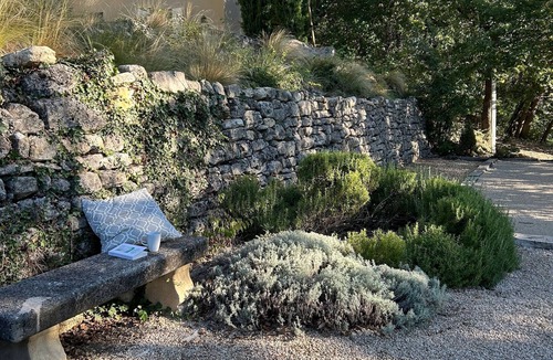 Saint-Martin-de-Castillon Villa | Bastide closed to village, wonderful view on the Grand Lubéron