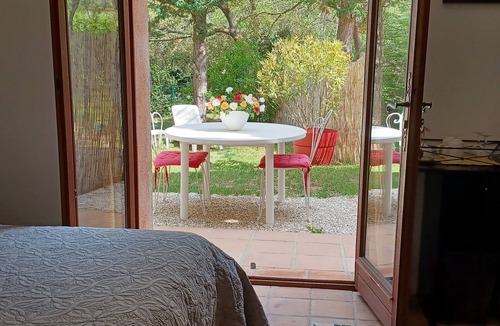 Peyrolles-en-Provence House | Bastide Cedrea