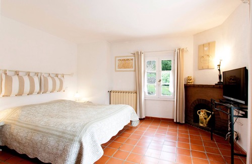 Salernes House | Bastide in Salernes with heated swimming pool, private tennis court in the countryside.