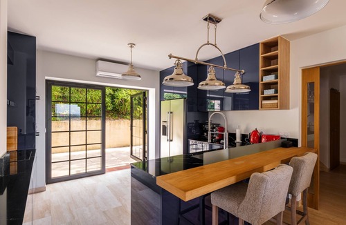Saint-Paul-de-Vence Villa | Bastide Lisbon – Pool & panoramic views