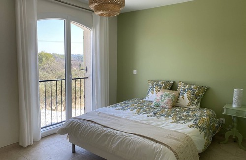 Cotignac Villa | Bastide sleeps 13 - Padel - July and August by the week