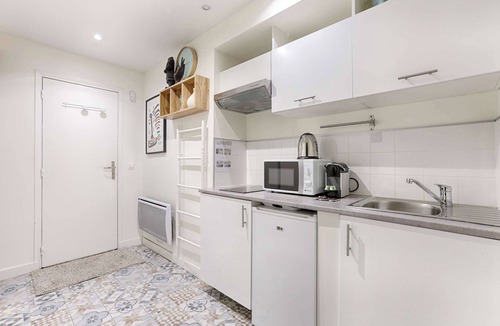 Quartier de la Roquette Apartment | Bastille/Republique Charming & Cosy Apartment 1BR