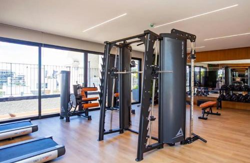 Bigorrilho Apartment | Batel Studio Rooftop Pool, Jacuzzi & Gym