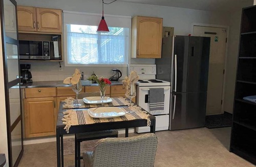 Courtenay Condo | Bates Beach Escape