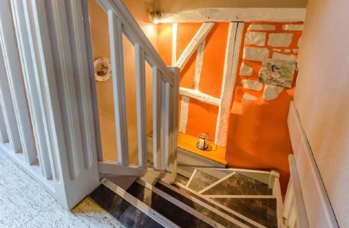 Laubressel House | baticelher
