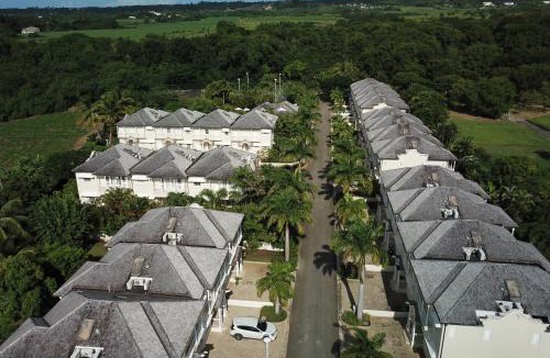 Little Battaleys Villa | Battaleys Mews