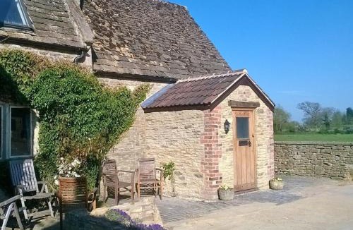 Yatton Keynell House | Battens Farm Cottages - B&B and Self-Catering Accommodation
