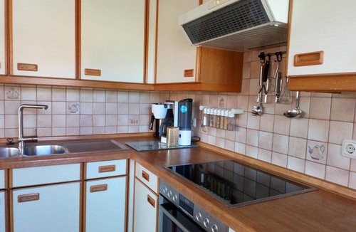 Michelsneukirchen Apartment | Bauernhof fernab vom Straßenlärm - eine Oase für Ihren Familienurlaub - 115 qm großes geräumiges Bauernhaus mit 3 Schlafzimmern und Sonnenterrasse