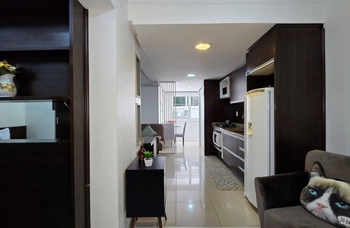Centro Apartment | Baviera Studio Canela