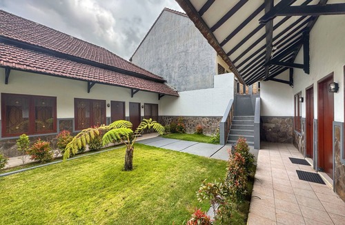 Ngadisari Hotel | Bawangan Express