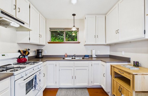 Arcata House | Baxter's Bayview Guest House Near Cal Poly