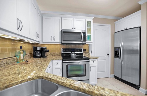 Cornelius Condo | Bay Breeze by SoCharm | Luxurious Waterfront Condo