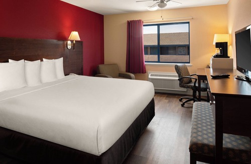 Seaside Hotel | Bay Breeze Inn