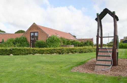 Irstead House | Bay - E4482