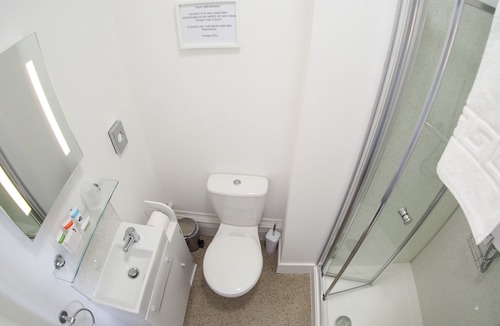 Eastbourne Seafront House | Bay Lodge Guest House