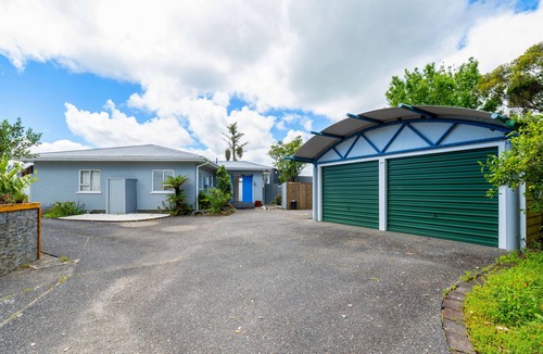 Opua House | Bay of Islands 3 Bedroom Ocean View House