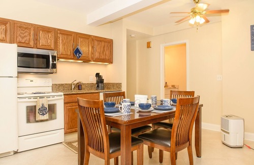 Hillsmere Shores House | Bay Ridge unit by Downtown Annapolis and Quiet Waters Park