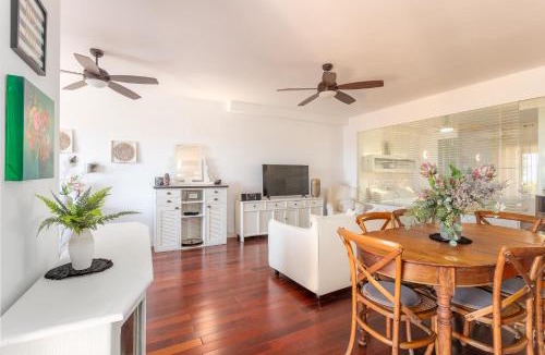 Pueblo Mascarat Apartment | BAY VIEW