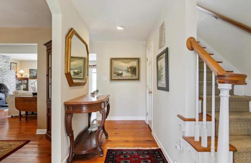 Cambridge House | Bayberry Cove