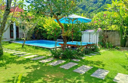 Senggigi Villa | Bayconur Villa