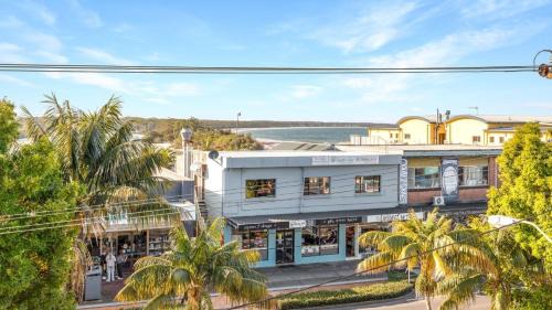 Huskisson House | Baydream Believer by Book Jervis Bay - In the Heart of Husky with Free Linen