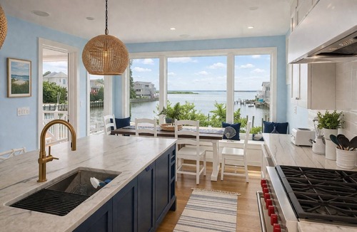 Ship Bottom House | Bayfront 6BR w Heated Pool & Dock Rooftop Easy Walk to Beach