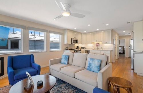 Morro Bay Condo | Bayfront Condo with Amazing Views! Located on the Embarcadero in Private Comple