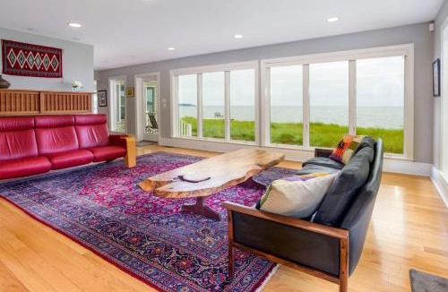 Madison House | Bayfront Gem w/Amazing Water Views + Pond!